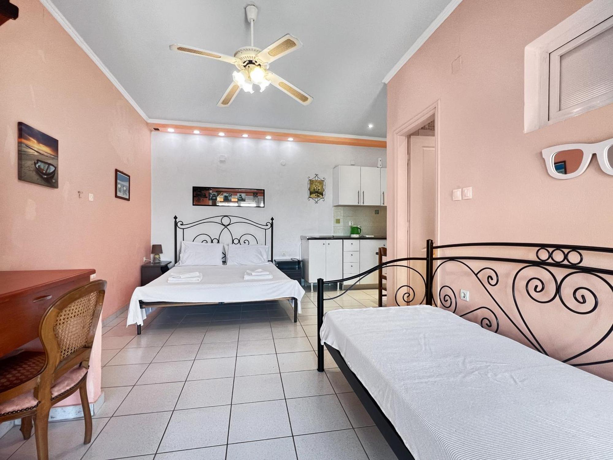 Corfu Andromaches 3*