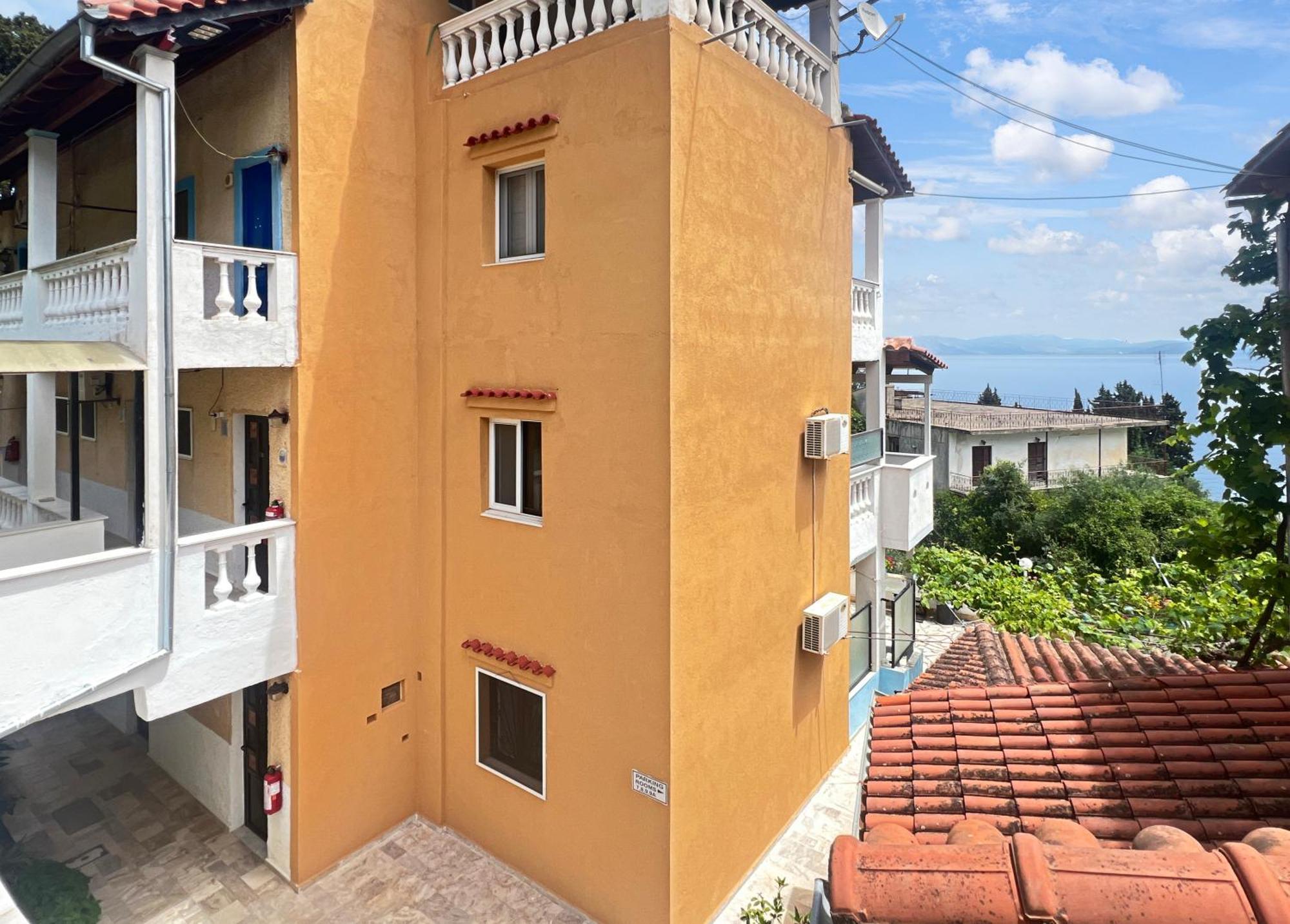 Aparthotel Corfu Andromaches Achílleion