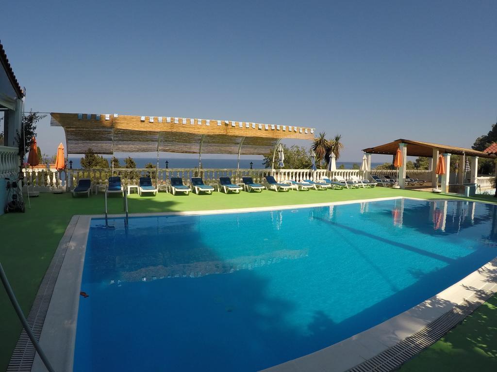 Corfu Andromaches 3* Achílleion