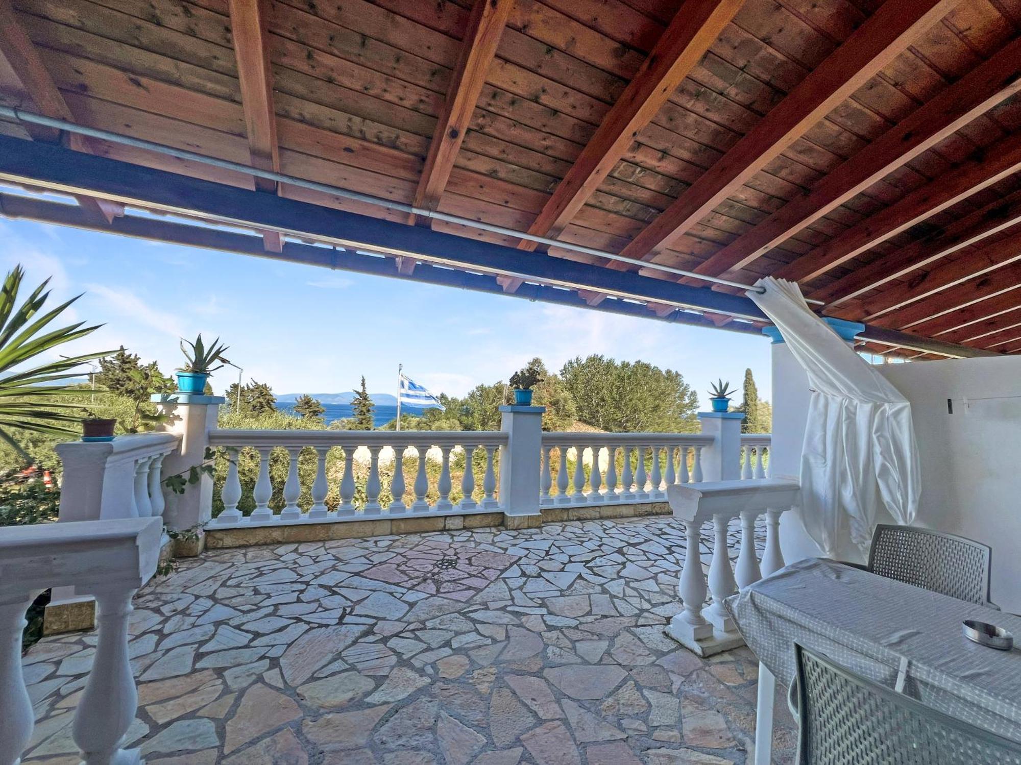 Ξενοδοχείο με διαμερίσματα Corfu Andromaches