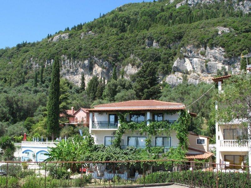 Apartahotel Andromaches